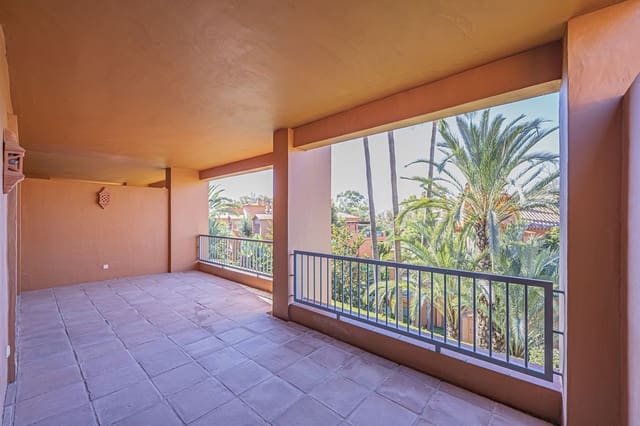 2 sypialnia Apartament na sprzedaż w Atalaya-Isdabe, Estepona z basenem garażem - 420 000 € (Ref: 9522780)