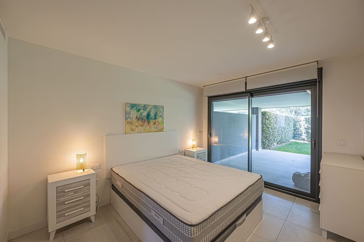 3 slaapkamer Appartement te koop in New Golden Mile met zwembad garage - € 530.000 (Ref: 9523091)