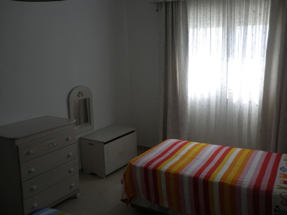 5 soverom Hus til salgs i Estepona med svømmebasseng garasje - € 435 000 (Ref: 9523093)