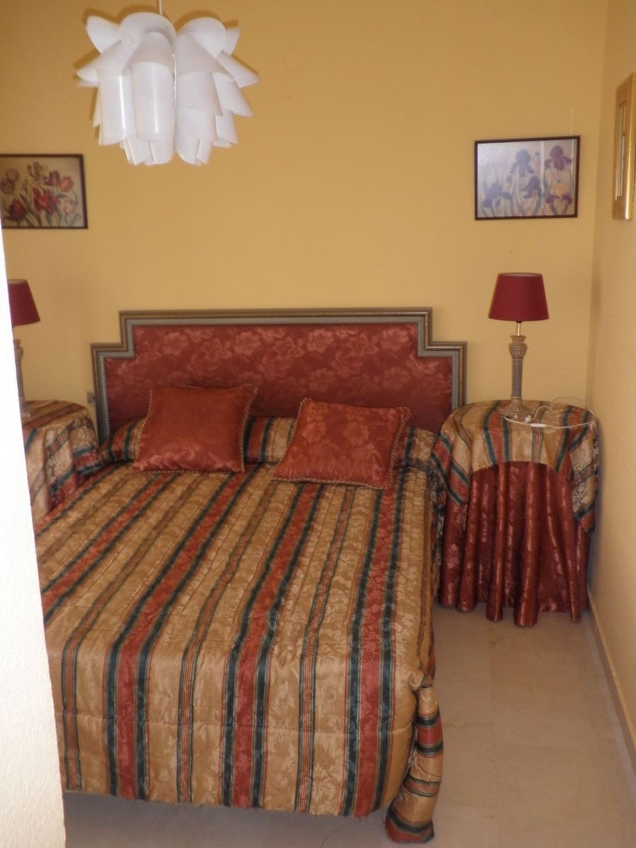 5 soverom Hus til salgs i Estepona med svømmebasseng garasje - € 435 000 (Ref: 9523093)