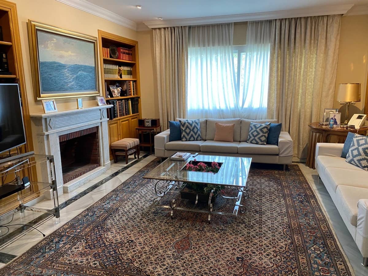 8 soveværelse Villa til salg i Guadalmina med swimmingpool - € 6.000.000 (Ref: 9525731)