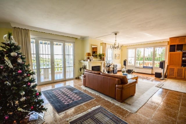 8 soveværelse Villa til salg i Estepona med swimmingpool garage - € 2.100.000 (Ref: 9525732)