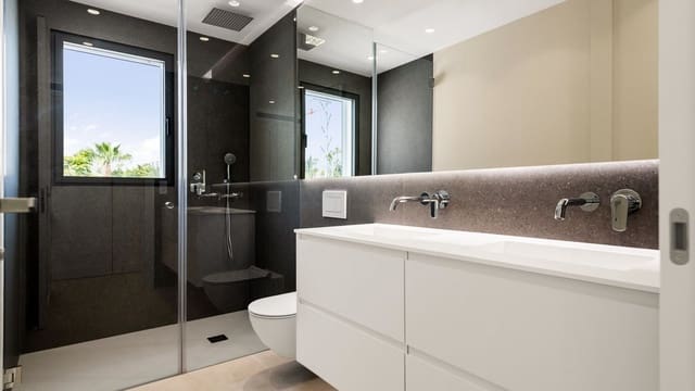 6 chambre Villa/Maison à vendre à Guadalmina Alta, Marbella avec piscine garage - 3 250 000 € (Ref: 9528705)