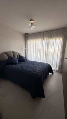 3 quarto Apartamento para venda em San Pedro de Alcantara, Marbella com piscina - 1 075 000 € (Ref: 9532789)