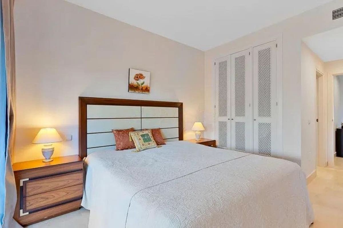 2 sovrum Lägenhet till salu i San Pedro de Alcantara med pool garage - 880 000 € (Ref: 9532790)