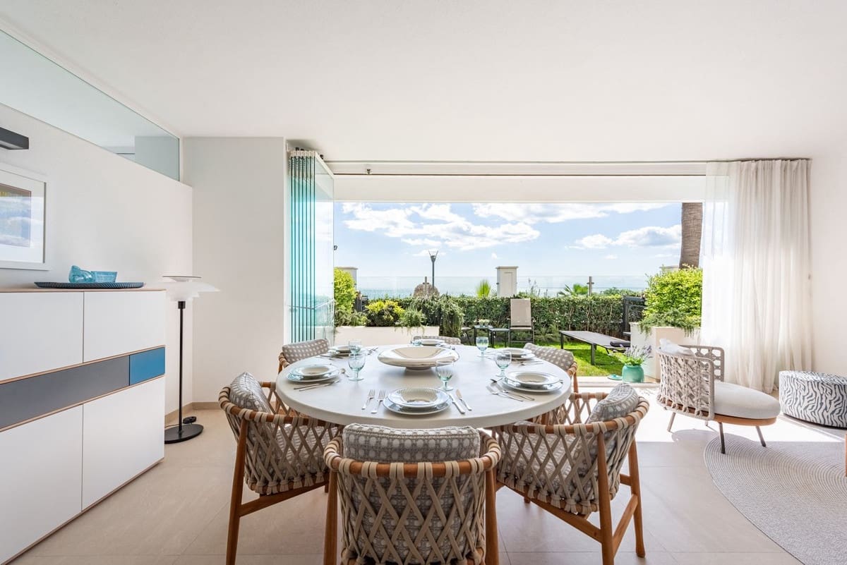 2 chambre Appartement à vendre à Estepona avec piscine garage - 1 250 000 € (Ref: 9537367)