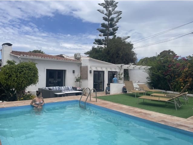 4 Zimmer Villa zu verkaufen in San Pedro de Alcantara, Marbella mit Pool Garage - 1.150.000 € (Ref: 9541945)
