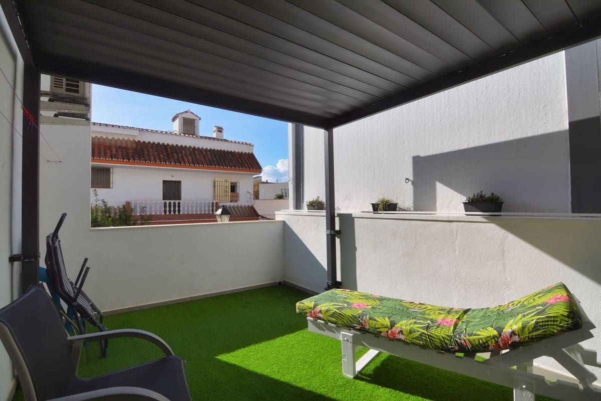 5 soverom Villa til salgs i Fuengirola med svømmebasseng garasje - € 4 999 000 (Ref: 9541946)