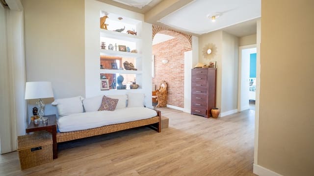 5 quarto Moradia para venda em Nueva Andalucia, Marbella com piscina garagem - 1 700 000 € (Ref: 9542414)