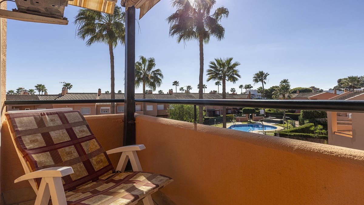 1 slaapkamer Appartement te koop in Manilva met zwembad garage - € 230.000 (Ref: 9545920)