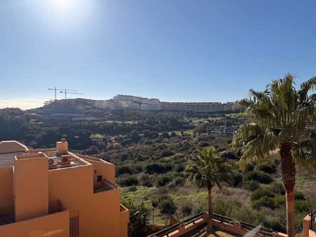 2 chambre Appartement à vendre à La Duquesa / Puerto de la Duquesa, Manilva avec piscine garage - 265 000 € (Ref: 9547210)