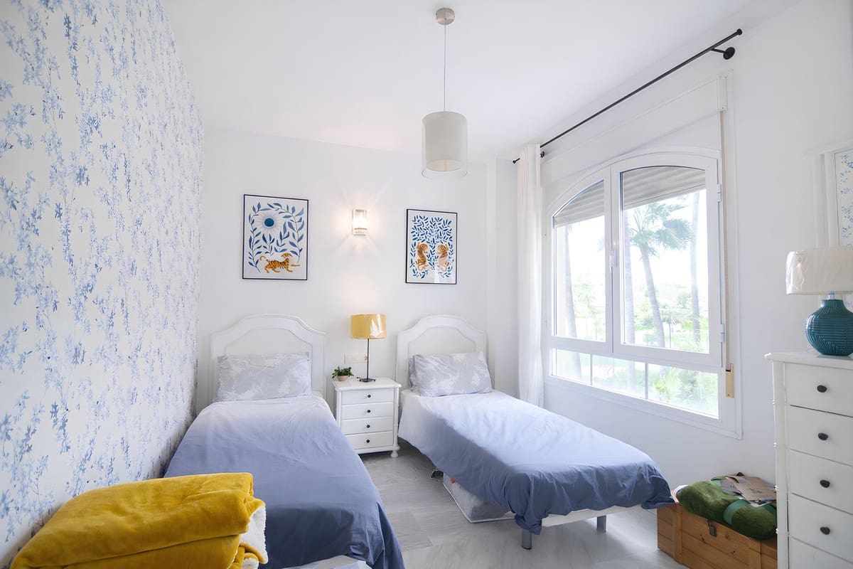 2 chambre Appartement à vendre à Riviera del Sol avec piscine garage - 379 000 € (Ref: 9550187)