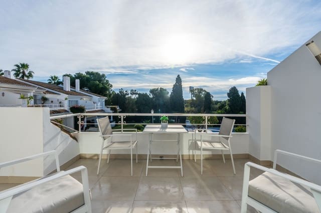 2 Zimmer Apartment zu verkaufen in El Paraiso, Estepona mit Pool - 375.000 € (Ref: 9550188)