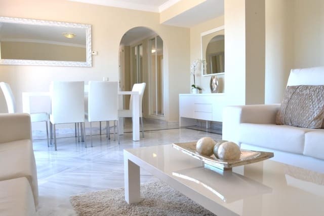 2 chambre Penthouse à vendre à Nueva Andalucia, Marbella avec piscine - 525 000 € (Ref: 9550346)