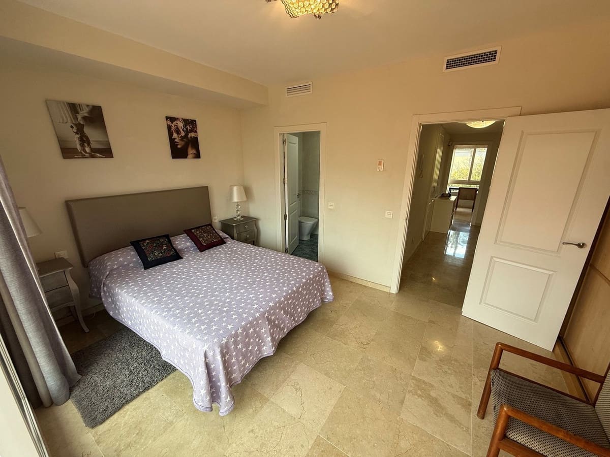 Casa de 5 habitaciones en Cabopino en venta con piscina garaje - 519.000 € (Ref: 9550348)