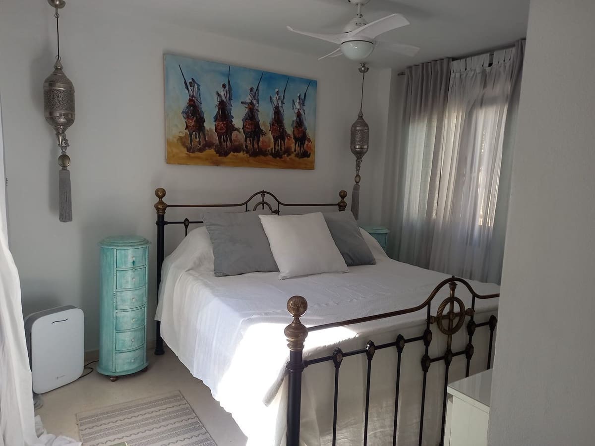 3 Zimmer Apartment zu verkaufen in Bahia de Casares mit Pool Garage - 385.000 € (Ref: 9550351)