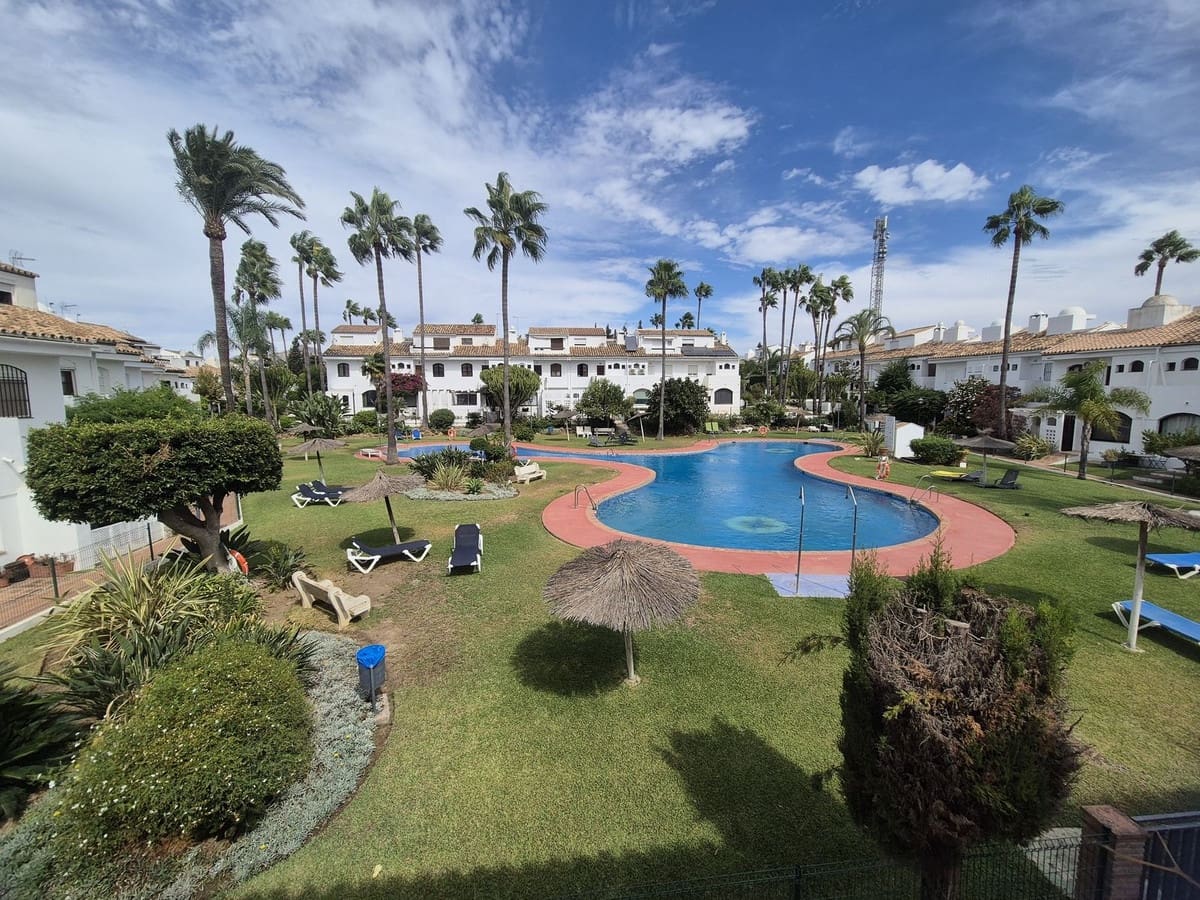 4 Bedroom Townhouse For Sale In Guadalmina Baja Marbella With Pool 