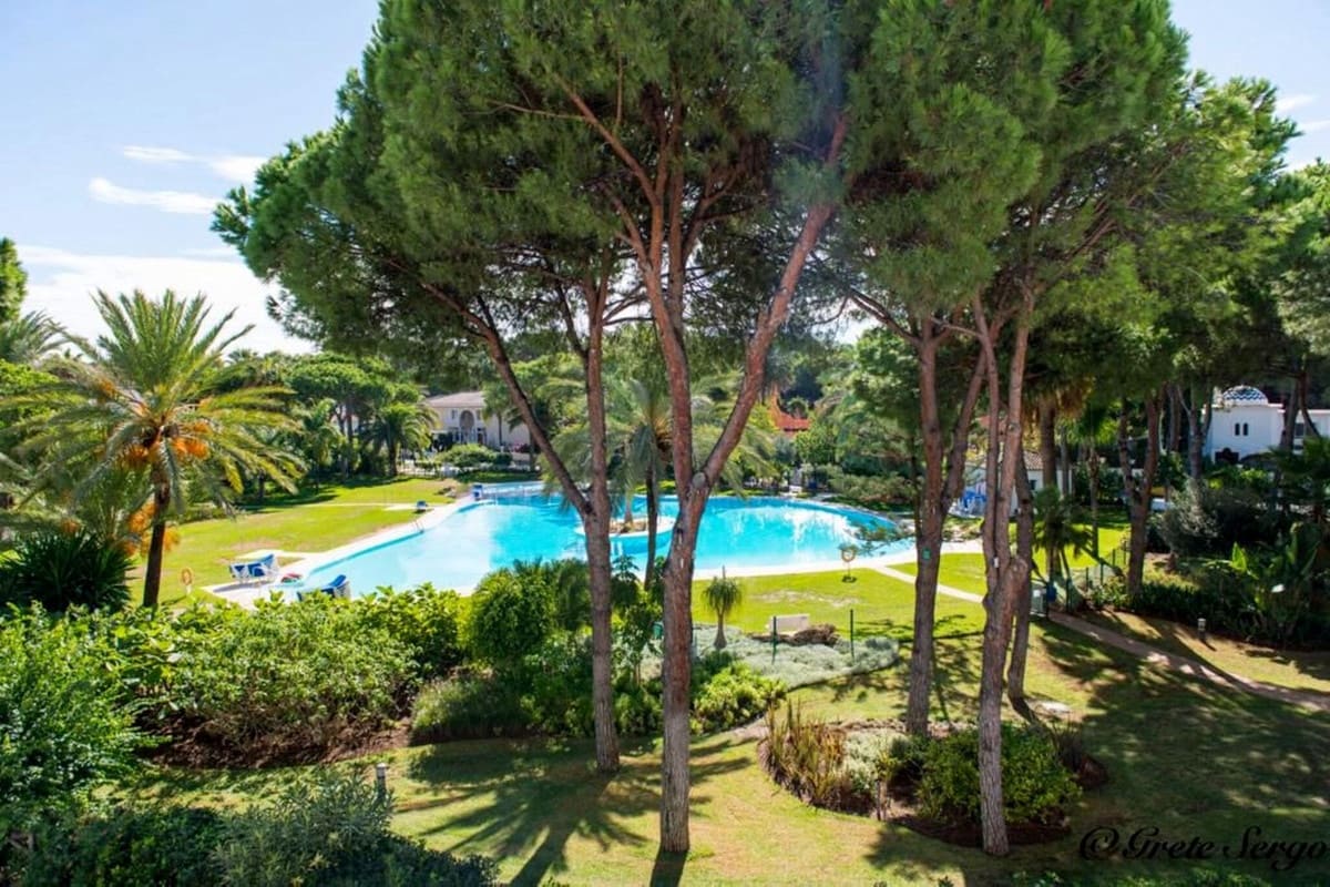 2 chambre Penthouse à vendre à Estepona avec piscine - 569 000 € (Ref: 9551976)