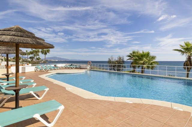 2 makuuhuone Huoneisto myytävänä paikassa Buenas Noches, Estepona mukana uima-altaan - 585 000 € (Ref: 9552449)