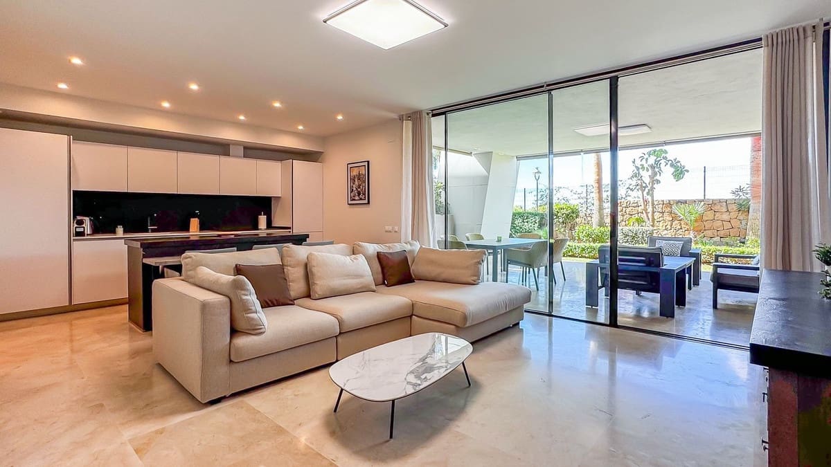 2 makuuhuone Huoneisto myytävänä paikassa Cabopino mukana uima-altaan 
autotalli - 590 000 € (Ref: 9553222)