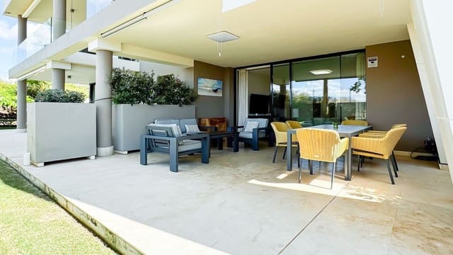 2 makuuhuone Huoneisto myytävänä paikassa Cabopino, Marbella mukana uima-altaan 
autotalli - 590 000 € (Ref: 9553222)