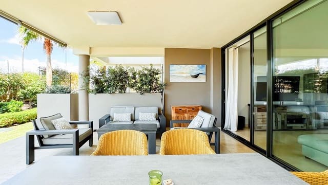 2 makuuhuone Huoneisto myytävänä paikassa Cabopino, Marbella mukana uima-altaan 
autotalli - 590 000 € (Ref: 9553222)