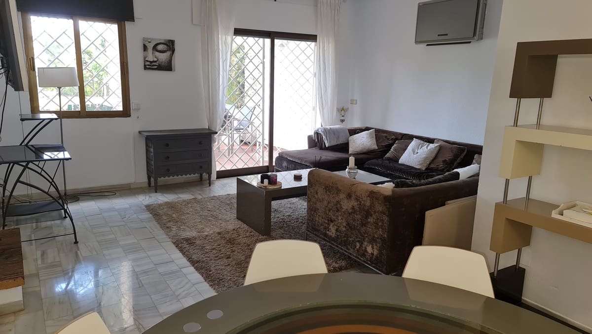 3 Zimmer Haus zu verkaufen in Nueva Andalucia mit Pool - 580.000 € (Ref: 9556145)