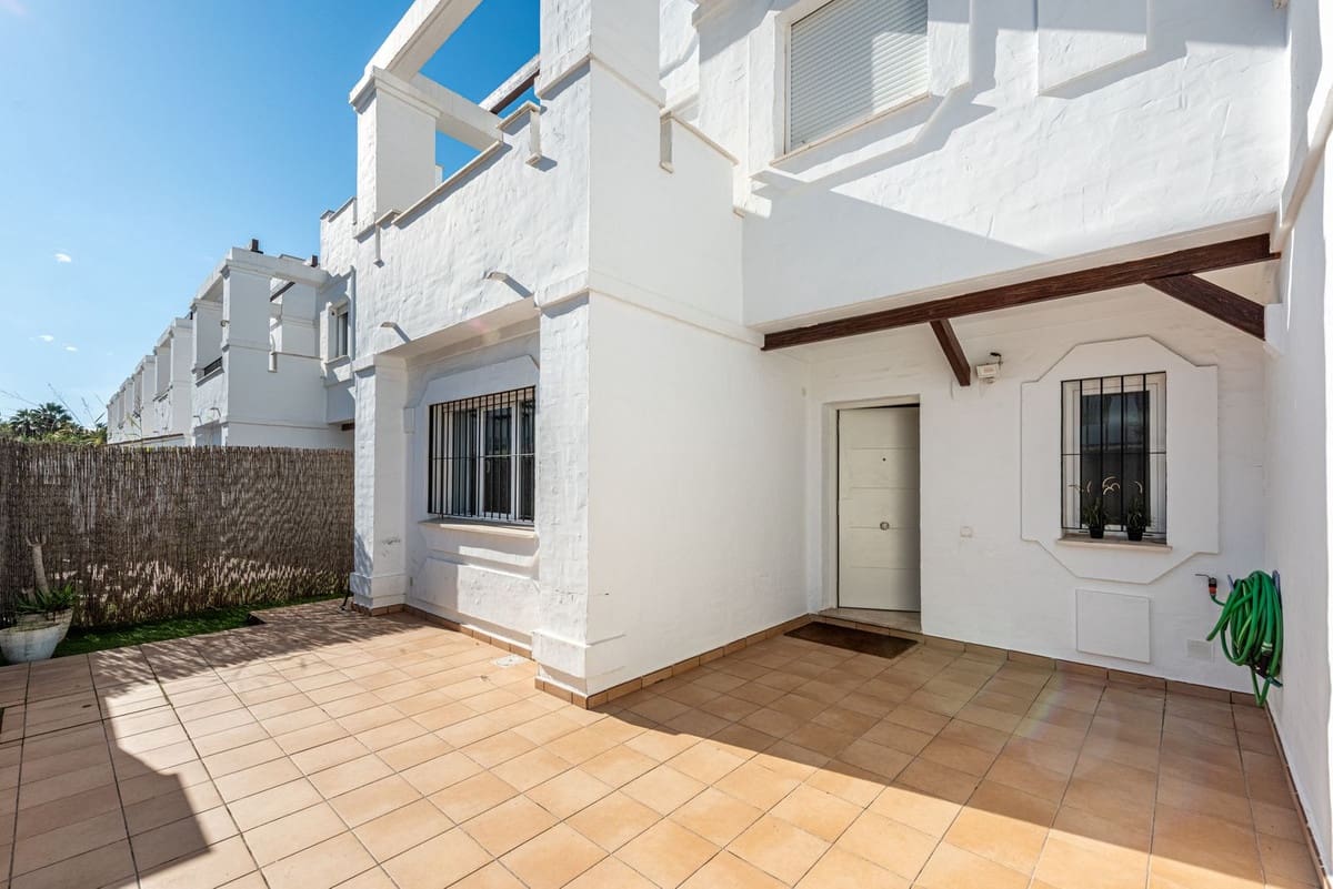 3 Zimmer Haus zu verkaufen in Nueva Andalucia - 595.000 € (Ref: 9556207)