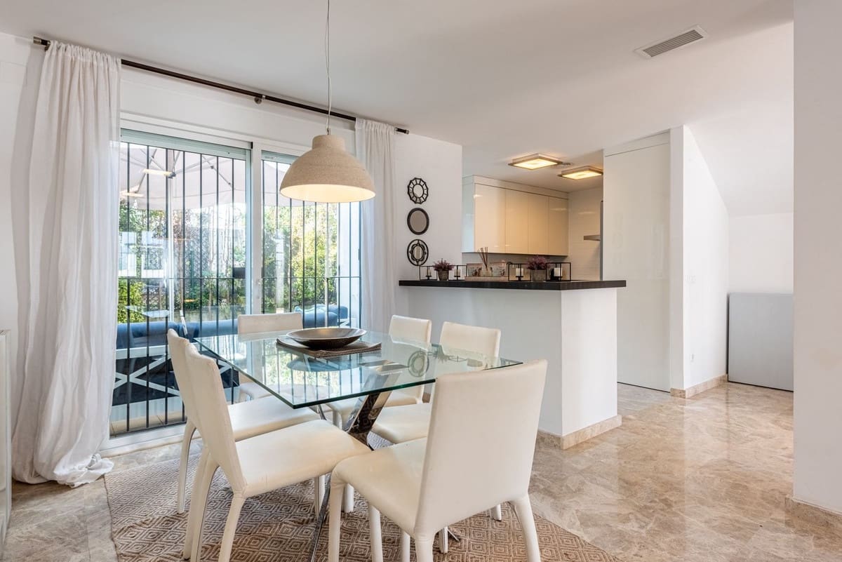 3 Zimmer Haus zu verkaufen in Nueva Andalucia - 595.000 € (Ref: 9556207)