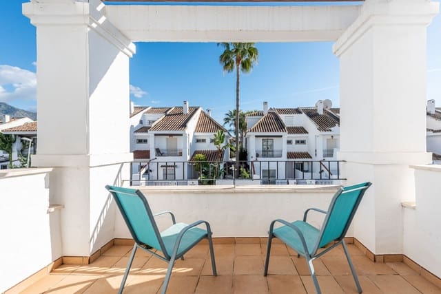 3 Zimmer Haus zu verkaufen in Nueva Andalucia, Marbella mit Pool - 599.000 € (Ref: 9557345)