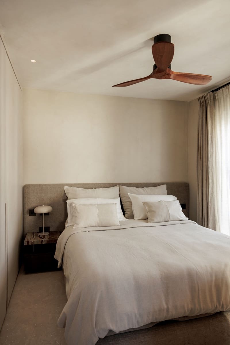 2 makuuhuone Omakotitalo myytävänä paikassa Nueva Andalucia mukana uima-altaan - 795 000 € (Ref: 9558729)