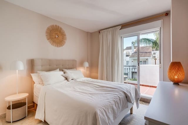 4 slaapkamer Huis te koop in Nueva Andalucia, Marbella met zwembad - € 755.000 (Ref: 9558730)