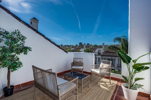 4 slaapkamer Huis te koop in Nueva Andalucia, Marbella met zwembad - € 755.000 (Ref: 9558730)