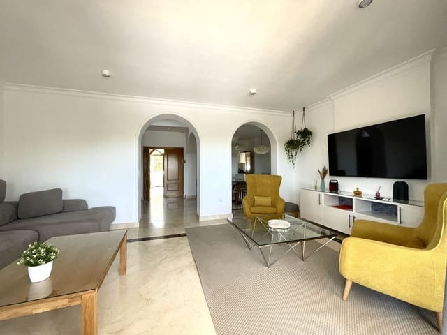 4 Zimmer Villa zu verkaufen in Mijas Golf, Mijas mit Pool Garage - 999.999 € (Ref: 9562084)