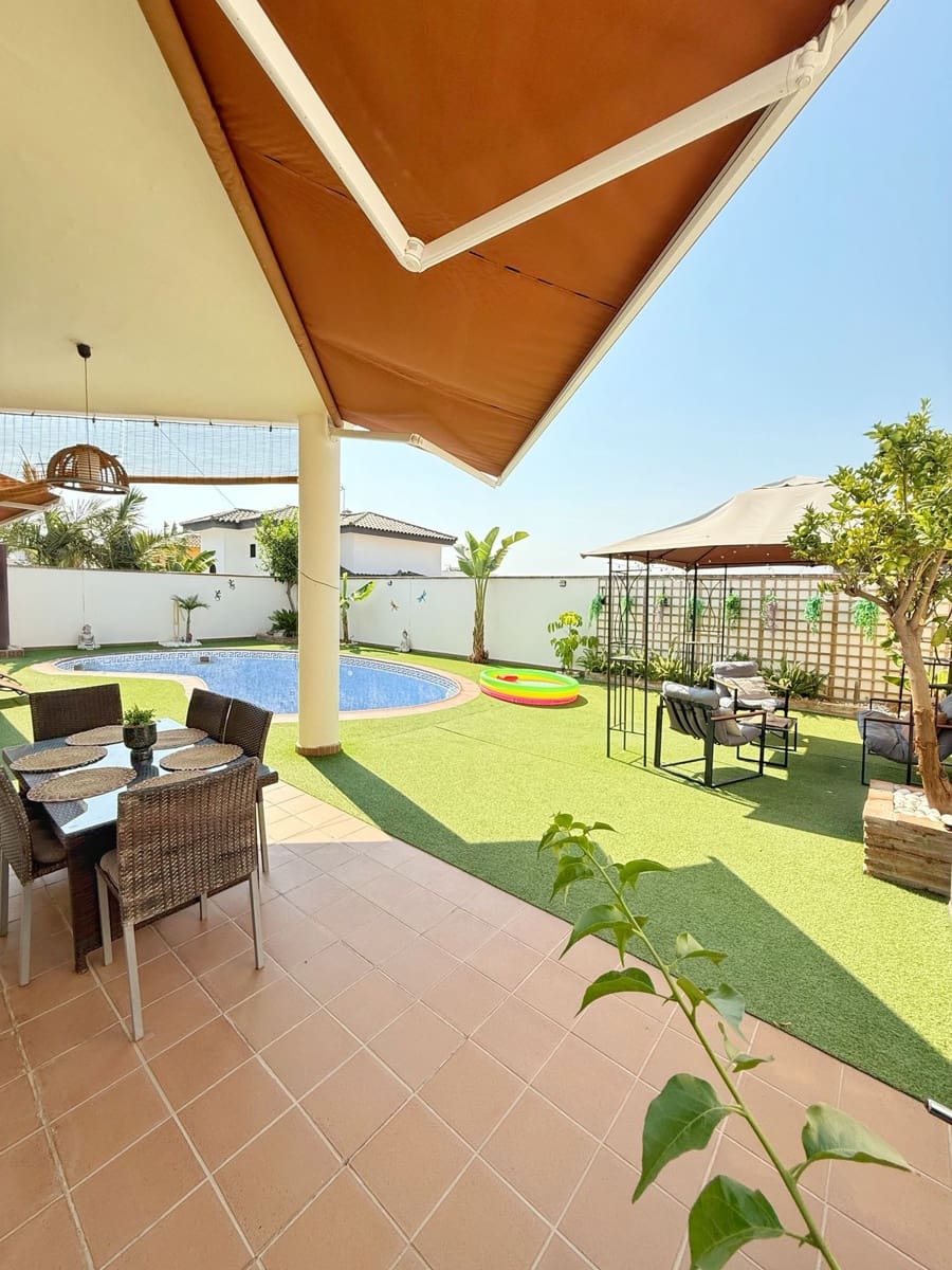 3 bedroom Villa for sale in Mijas with pool garage - € 769,000 (Ref: 9562174)