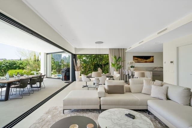 4 quarto Moradia para venda em La Cala de Mijas, Mijas com piscina garagem - 2 500 000 € (Ref: 9562177)