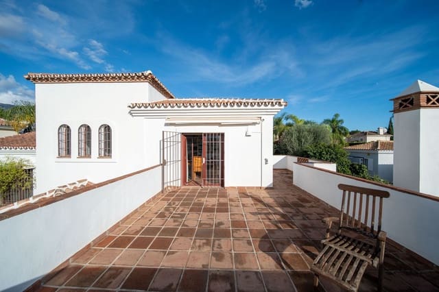 5 Zimmer Villa zu verkaufen in Mijas Golf, Mijas mit Pool Garage - 1.150.000 € (Ref: 9566521)