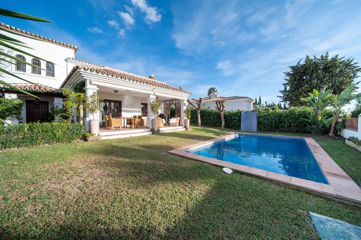 5 Zimmer Villa zu verkaufen in Mijas Golf mit Pool Garage - 1.150.000 € (Ref: 9566521)