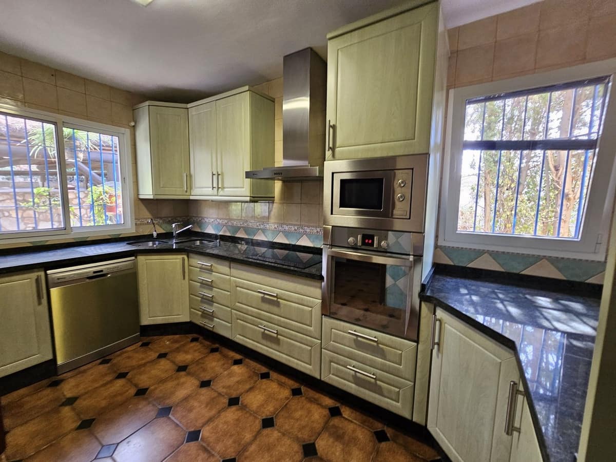 3 makuuhuone Omakotitalo myytävänä paikassa El Chaparral - 499 500 € (Ref: 9569318)