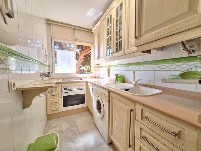 2 quarto Penthouse para venda em Elviria, Marbella com piscina garagem - 650 000 € (Ref: 9569319)