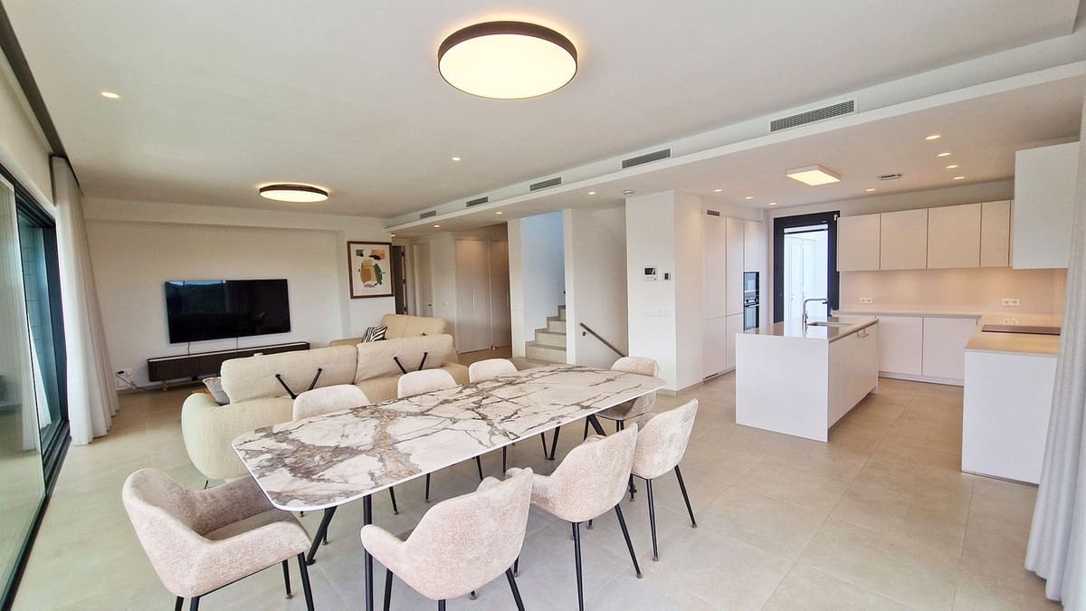 4 quarto Moradia para venda em La Cala de Mijas com piscina garagem - 2 000 000 € (Ref: 9569321)