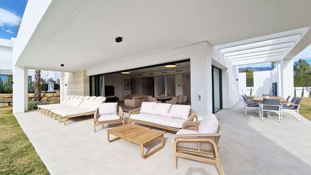 4 quarto Moradia para venda em La Cala de Mijas, Mijas com piscina garagem - 2 000 000 € (Ref: 9569321)