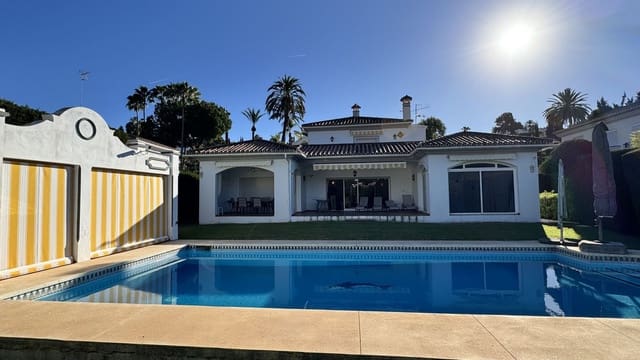 4 Zimmer Villa zu verkaufen in El Paraiso, Estepona mit Pool Garage - 1.650.000 € (Ref: 9575384)