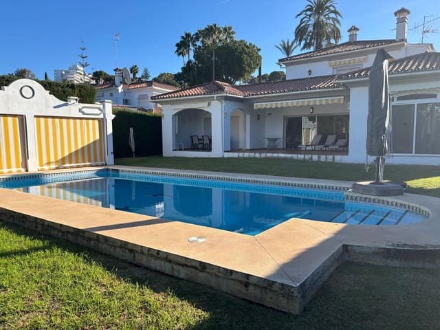 4 Zimmer Villa zu verkaufen in El Paraiso, Estepona mit Pool Garage - 1.650.000 € (Ref: 9575384)