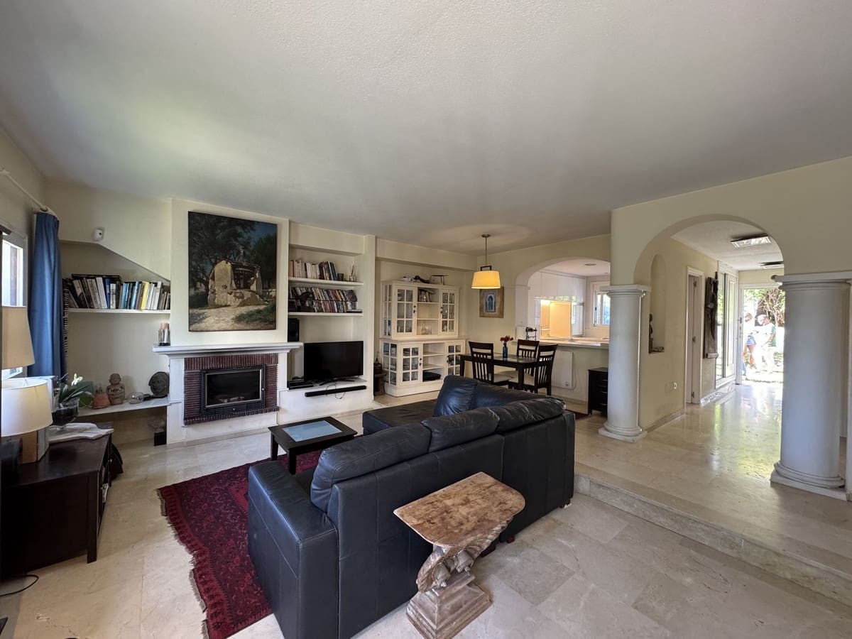 3 chambre Maison de Ville à vendre à Bel-Air avec piscine garage - 449 000 € (Ref: 9578192)