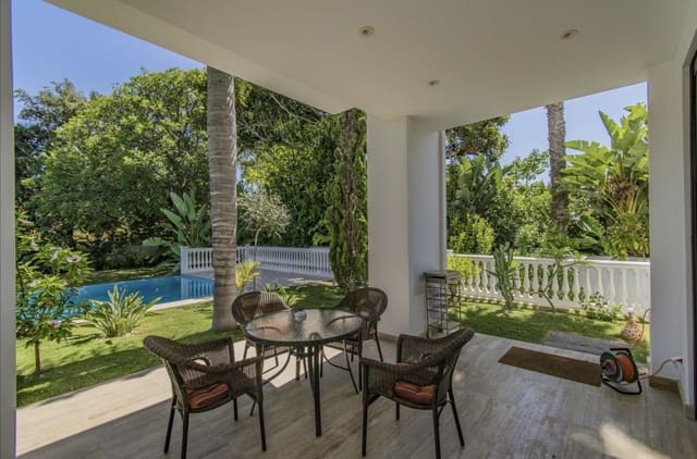 6 quarto Moradia para venda em Guadalmina, Marbella com piscina garagem - 4 999 000 € (Ref: 9578193)