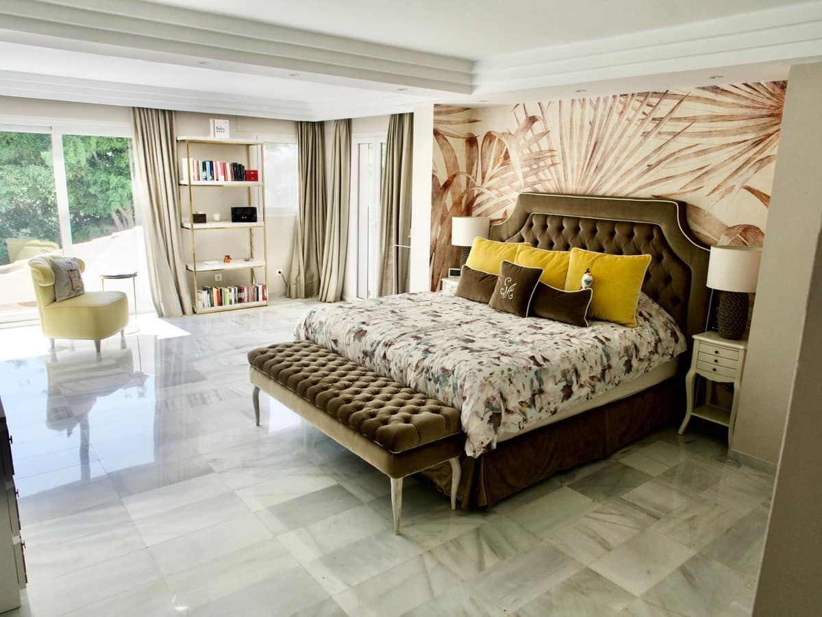 6 camera da letto Villa in vendita in El Paraiso con piscina garage - 3.590.000 € (Rif: 9578194)