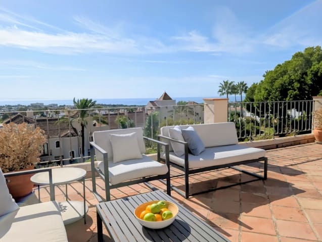 Casa de 4 habitaciones en El Paraiso, Estepona en venta con piscina garaje - 945.000 € (Ref: 9580149)