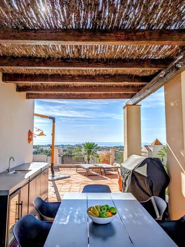 Casa de 4 habitaciones en El Paraiso, Estepona en venta con piscina garaje - 945.000 € (Ref: 9580149)