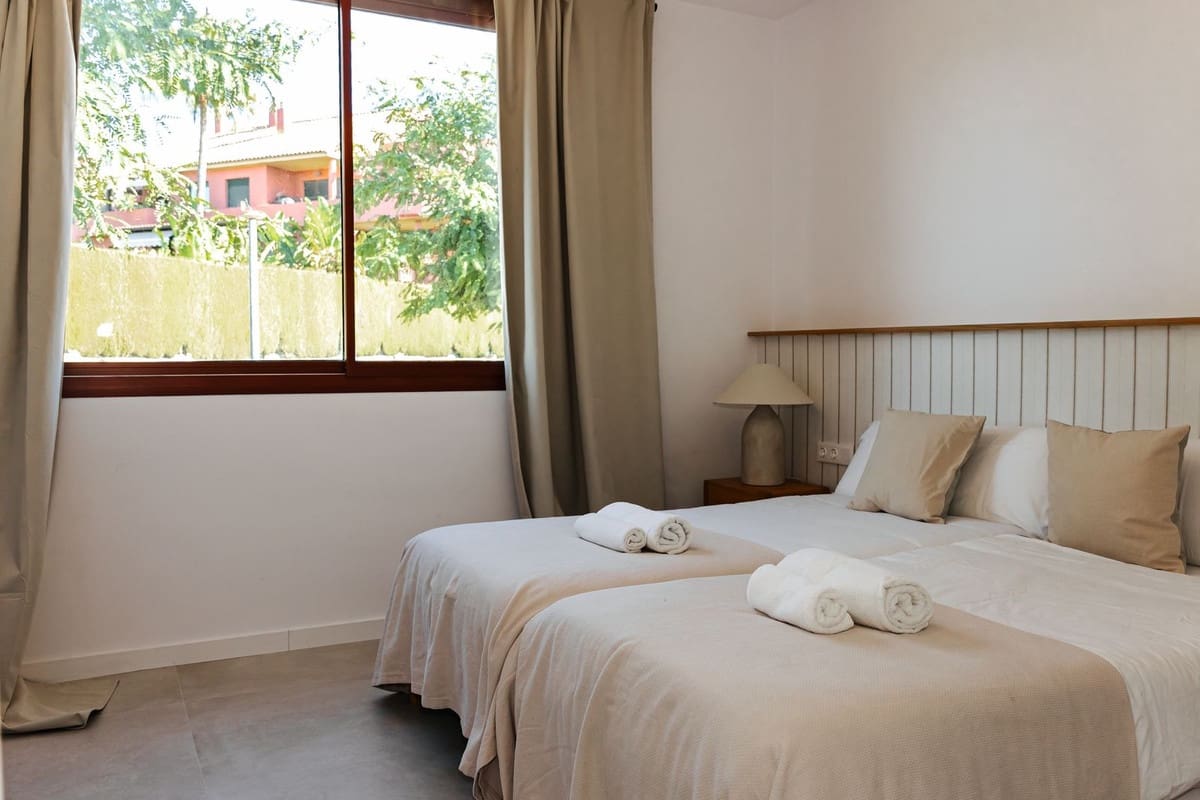 5 chambre Maison de Ville à vendre à Cancelada avec garage - 849 000 € (Ref: 9580150)